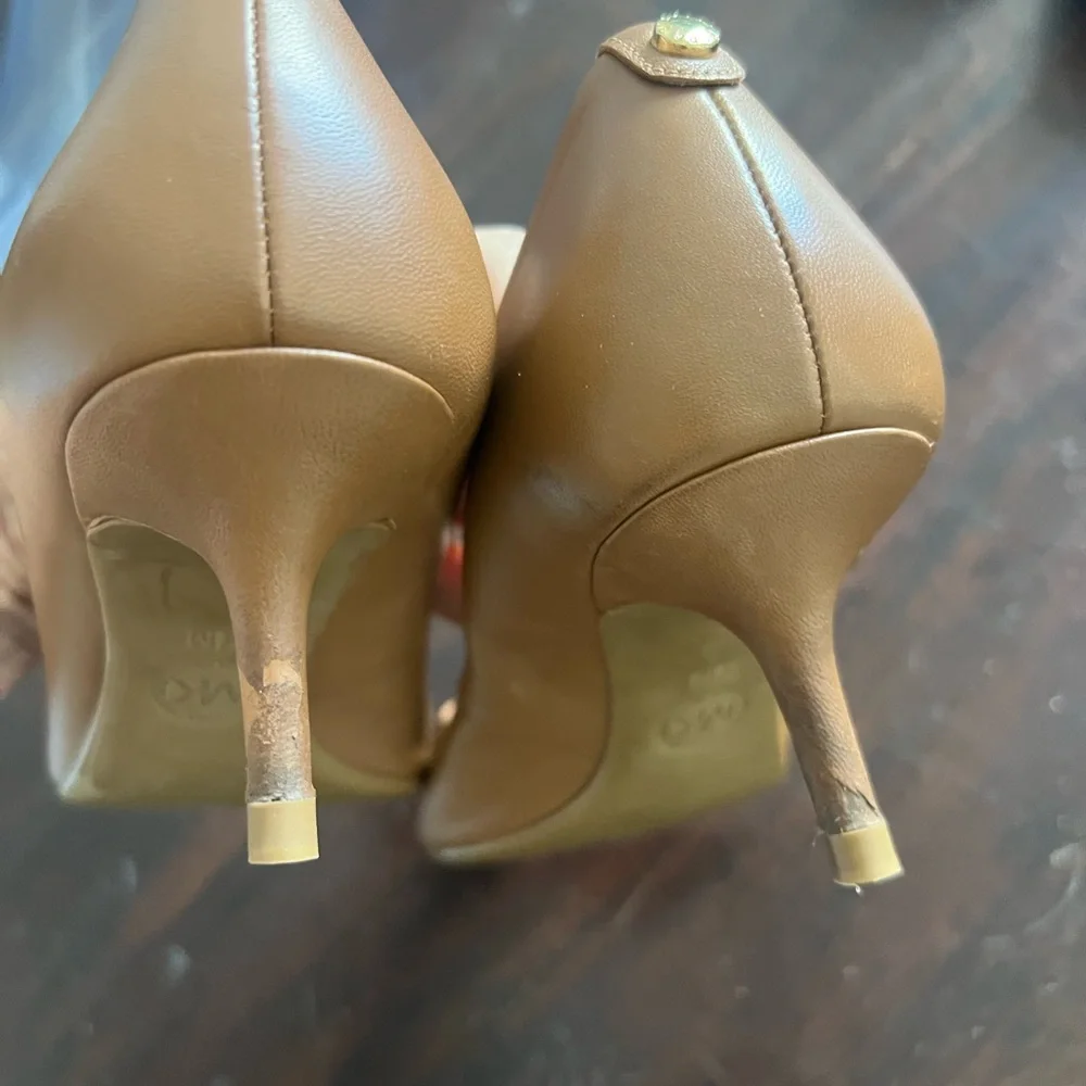 Michael Kors Tan Leather Women's Shoes small heel
